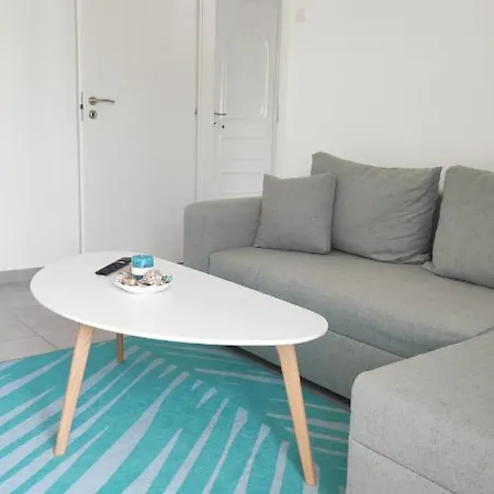 Sea Pleasure Apartment II Peraia  Exterior photo
